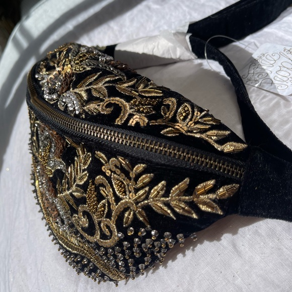 RARE Free People NWT Embellished Beaded Wren Sling Bag Fanny Pack Handbag Purse - Picture 4 of 10
